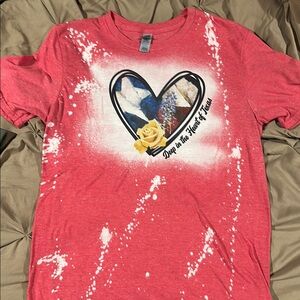 ❄️ 5/$5 ❄️ Gildan Red Short Sleeve Tee ‘Deep in the Heart of Texas’